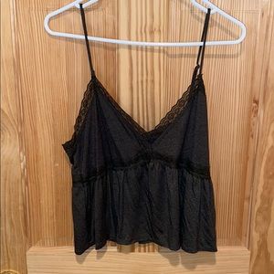 Dark green/gray light tank